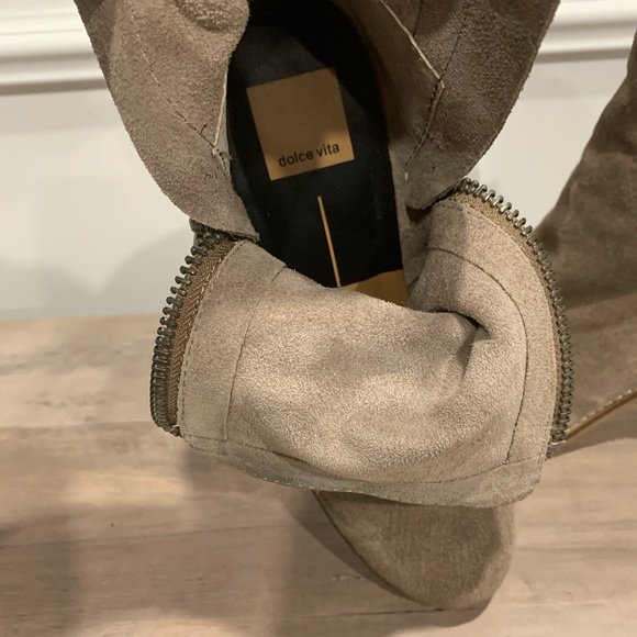 Dolce Vita Gray Suede Zip Ankle Boots Booties - Picture 5 of 6